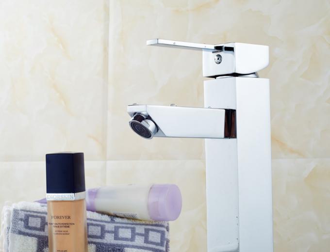 Rubinetti di miscelatore d'ottone dei rubinetti del lavandino del bagno foro in lega di zinco della maniglia del singolo/lavabo