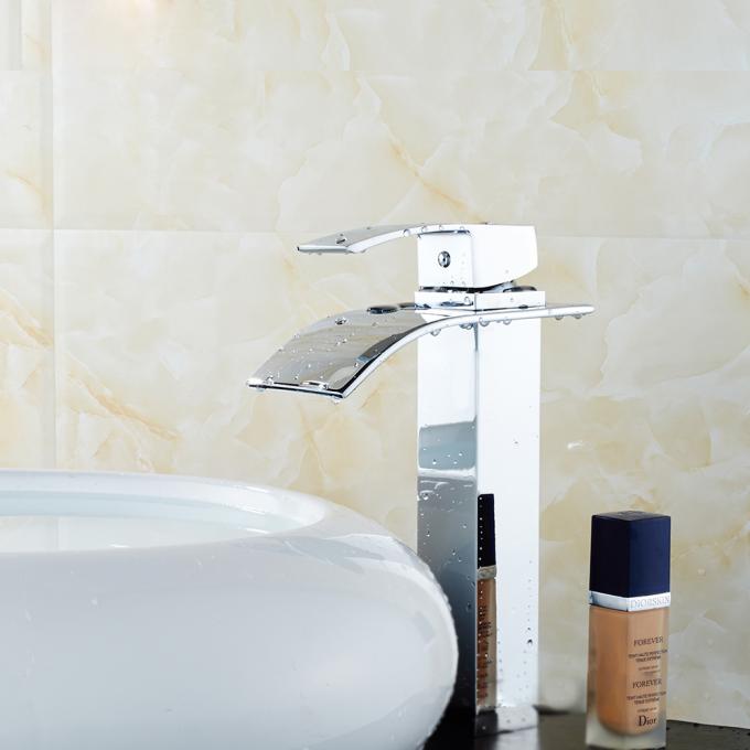 Rubinetti meccanici del lavabo, rubinetto del supporto della piattaforma della parte girevole del bagno 360