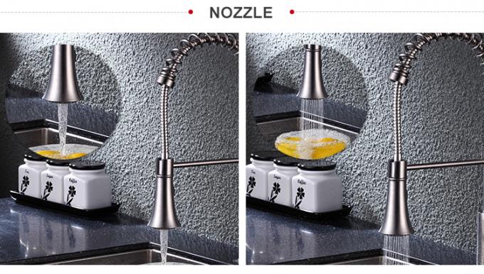 Gli articoli sanitari brucciacchiano il rubinetto della cucina della maniglia con estraggono il ODM/OEM del rubinetto