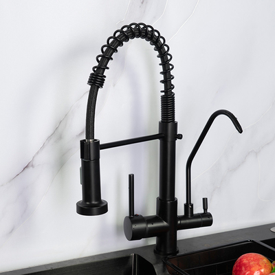Rubinetto astuto a tre corsie della cucina 2,2 gal/mn 80 PSI di nero e colore del nichel
